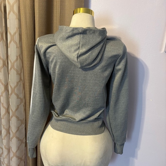 #0042 Casual Gray Hoodie with White Stripe - Picture 2 of 3